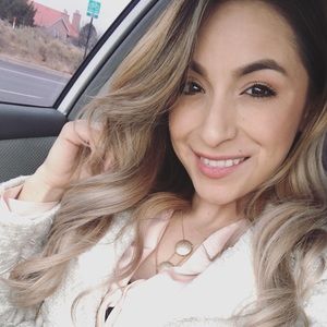 Meet your Posher, Kristal